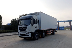 天锦7.7/9.6米冷藏车