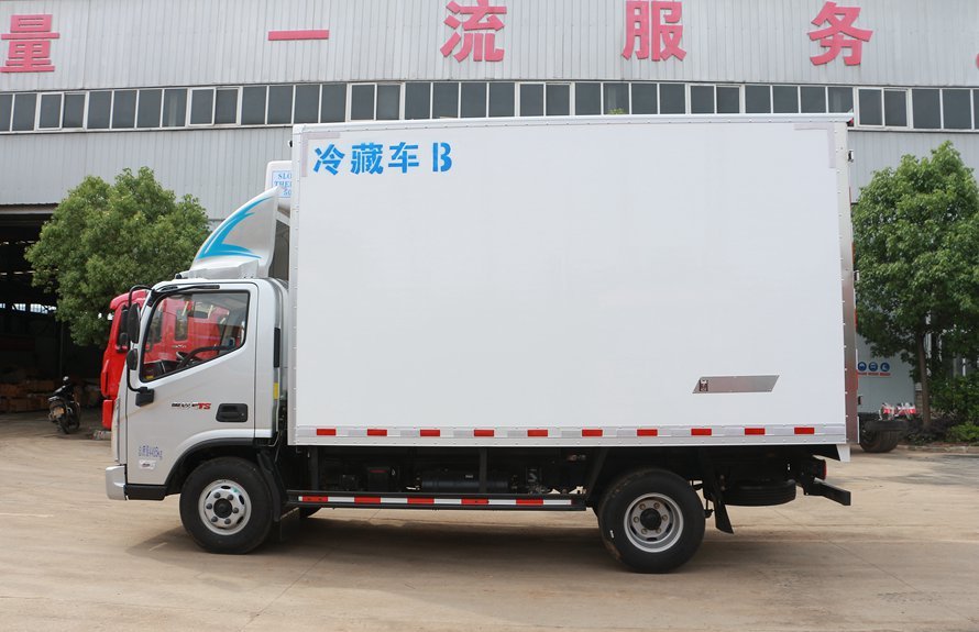福田奥铃新款m3冷藏车上市