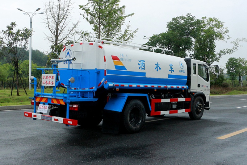 时风10吨洒水车左45°图片展示
