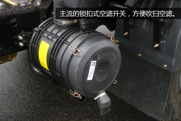 解放虎V全落地平板清障车图片(三十五) 解放虎V全落地平板清障车图片(三十五)