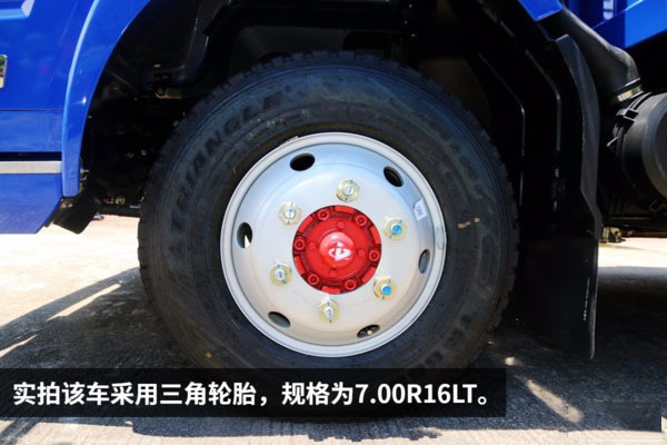 东风凯普特一拖二蓝牌平板清障车图片(十七) 东风凯普特一拖二蓝牌平板清障车图片(十七)