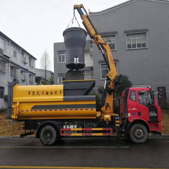 吊装式压缩垃圾车图片 吊装式压缩垃圾车图片