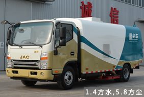 江淮5吨吸尘车
