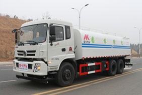 东风御龙20吨洒水车