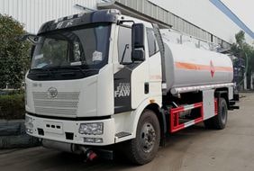 解放12吨油罐车