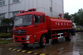 天锦10吨洒水车
